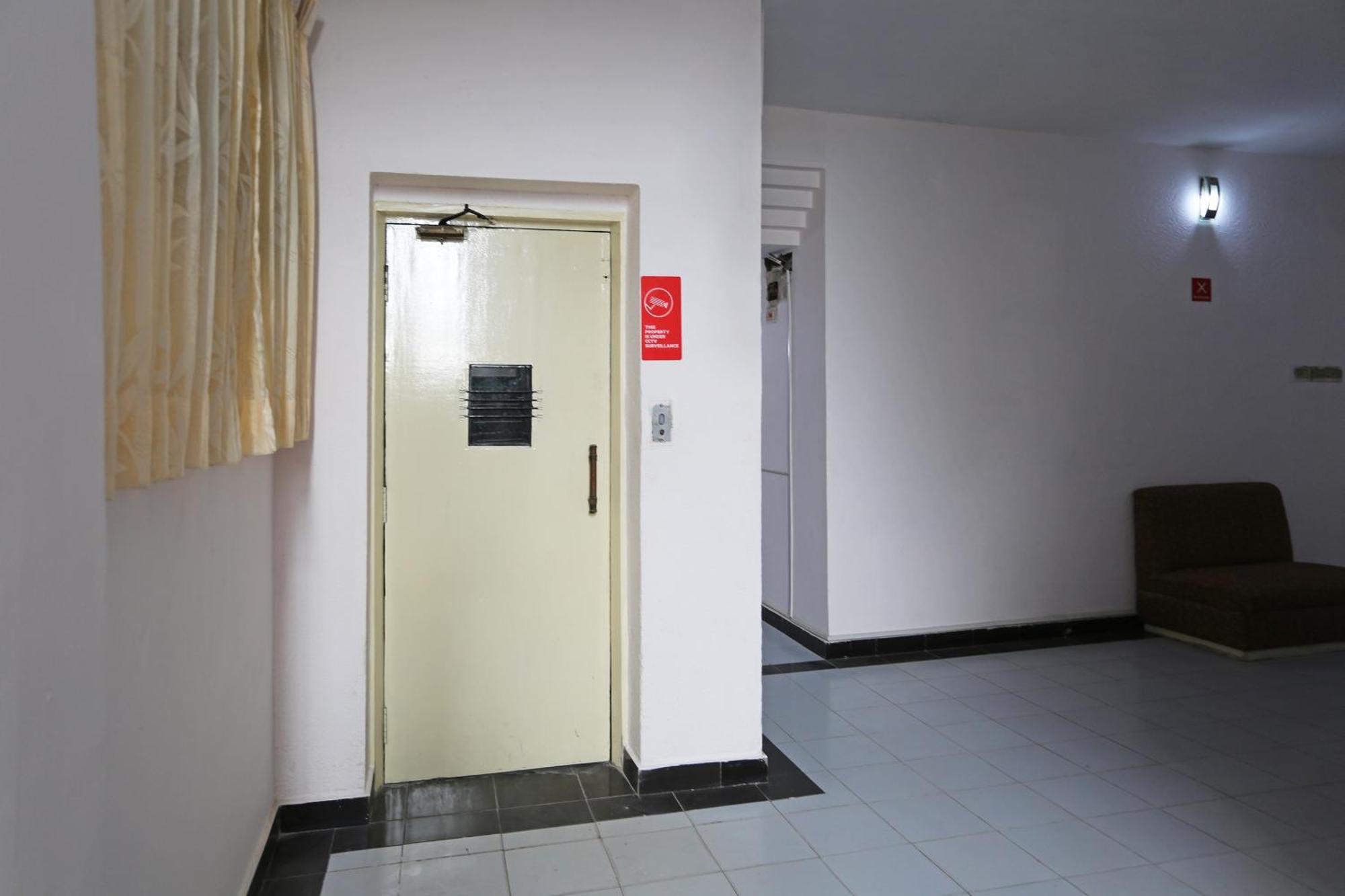 Hotel O Midtown Rāipur Zewnętrze zdjęcie